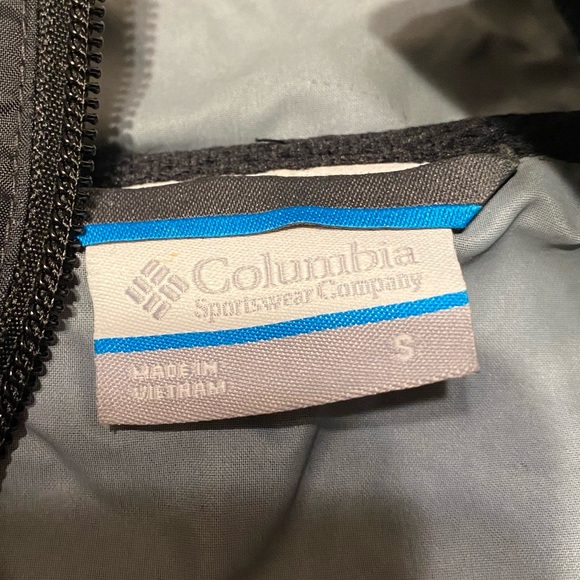 Columbia WindBreaker ♥️ - Picture 2 of 2